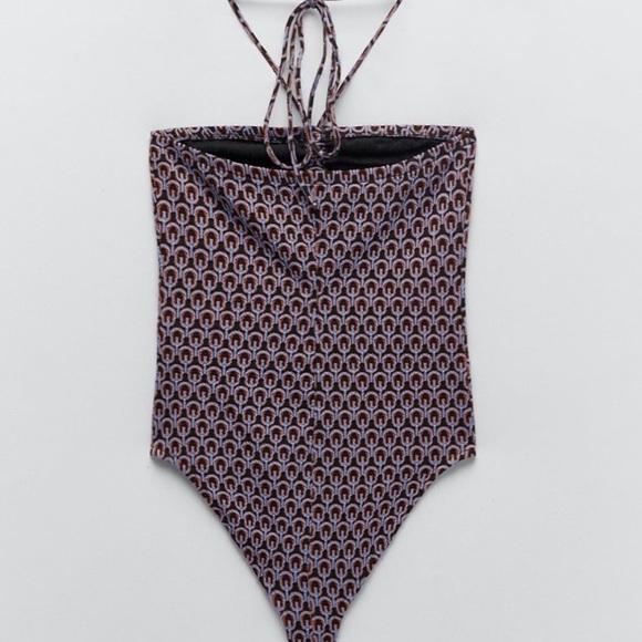 ZARA Printed Geometric Jacquard Halter Bodysuit - Picture 3 of 8